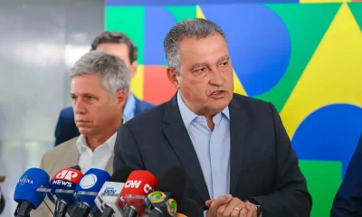 mesma-turma-que-derrubou-a-mp-do-iof-comemorou-o-fechamento-da-ford,-alfineta-ministro