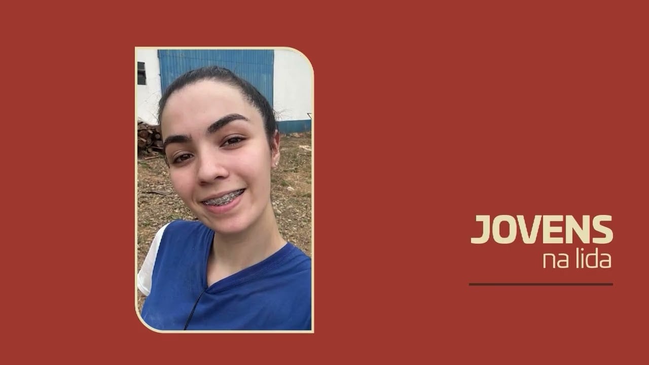 aos-22-anos,-jovem-assume-comando-de-aviario-da-familia-no-interior-do-parana