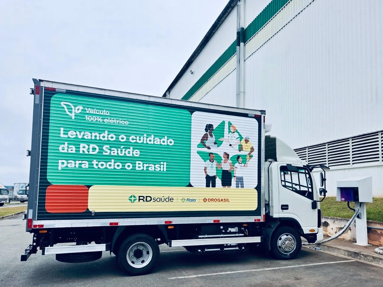 raia-e-drogasil-ampliam-frota-verde-e-planejam-300-veiculos-eletricos-ate-2030