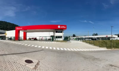 jadlog-inaugura-hub-logistico-com-ia-e-automacao-em-sao-paulo
